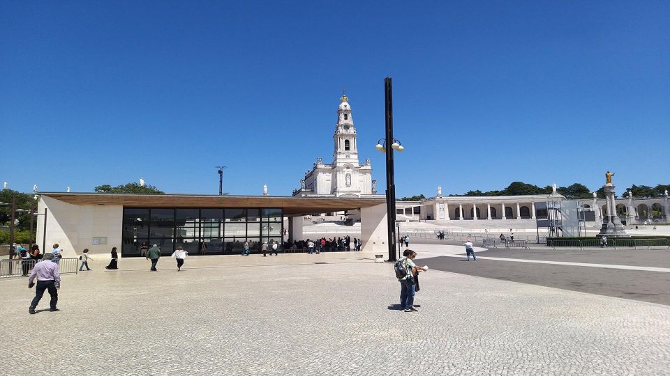 Private Tour Through Tomar, Fátima & Batalha Historic Sites - Inclusions