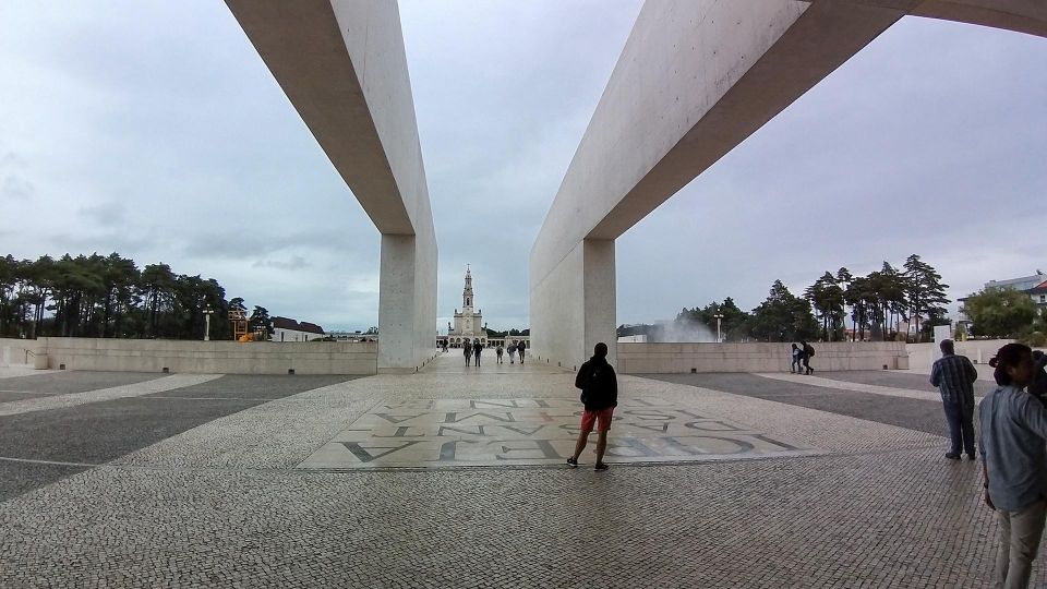 Private Tour Through Tomar, Fátima & Batalha Historic Sites - Highlights