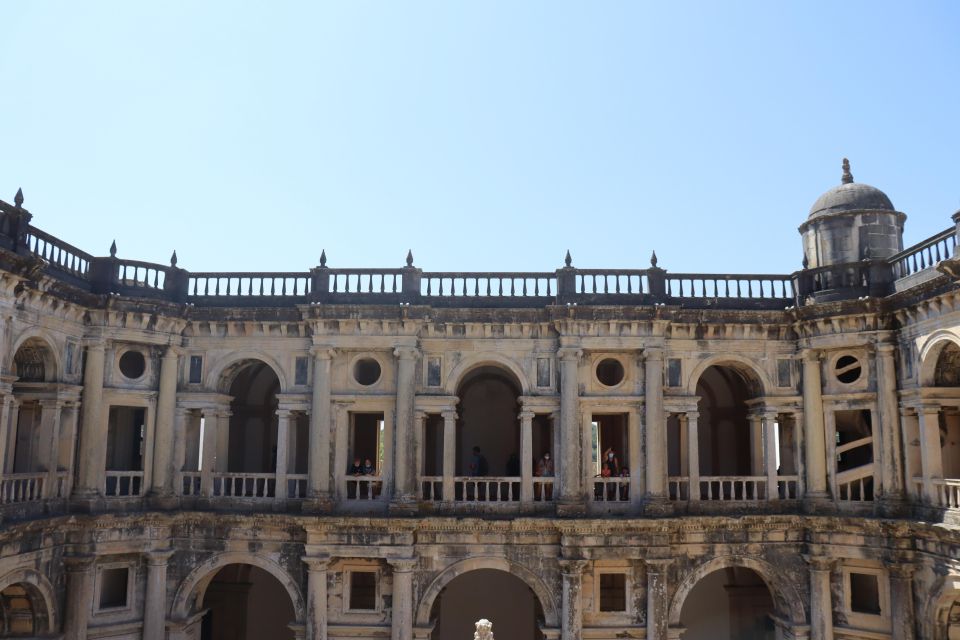 Private Tour Through Tomar, Fátima & Batalha Historic Sites - Pickup and Drop-off Options