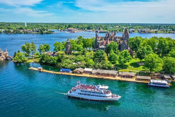 Private Tour to 1000 Islands from Toronto with Castle Boat Cruise - Key Points