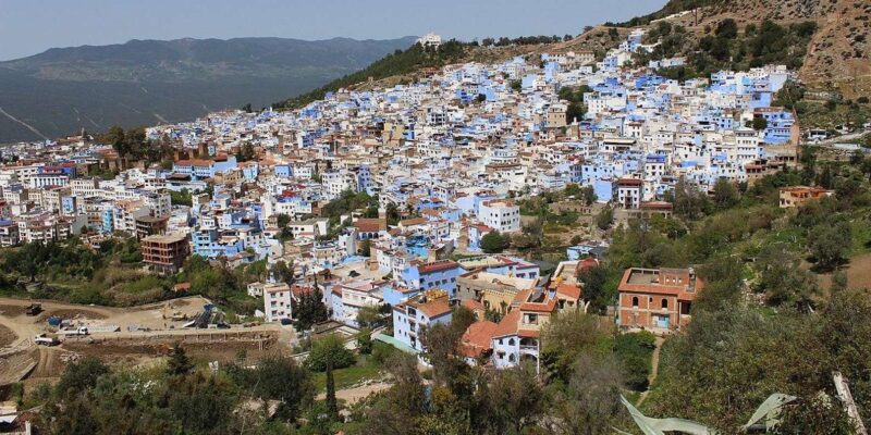 Private Tour to Chefchaouen From Tangier With Overnight Stay - Shopping in the Local Medina