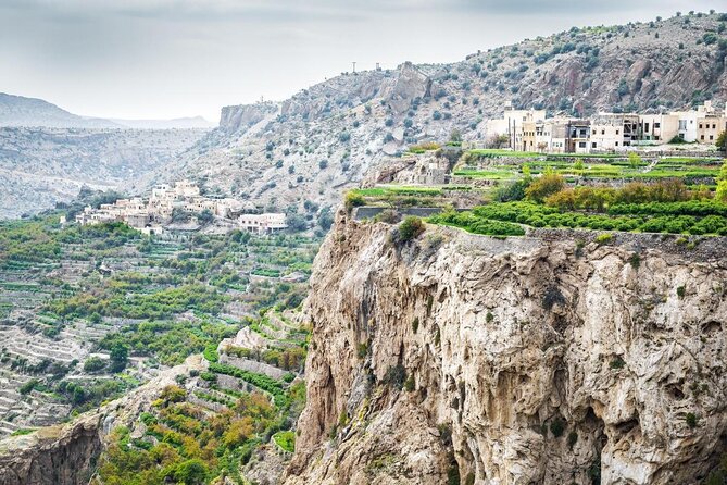 Private Tour to Jebel Akhdar Al Suwjara Village - Good To Know