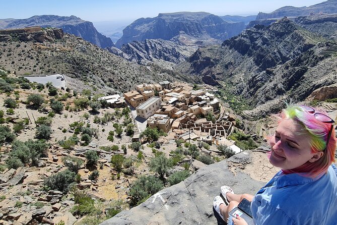 Private Tour to Jebel Akhdar Al Suwjara Village - Omani Cuisine and Hospitality