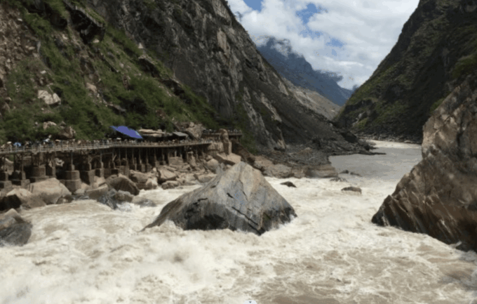 Private Tour to Lijiang Tiger Leaping Gorge& Lamaism Temple - Important Information