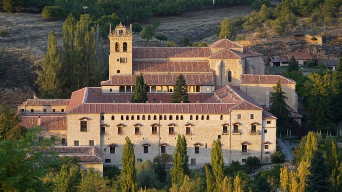 Private Tour to Segovia With Hotel Pick-Up From Madrid - Frequently Asked Questions