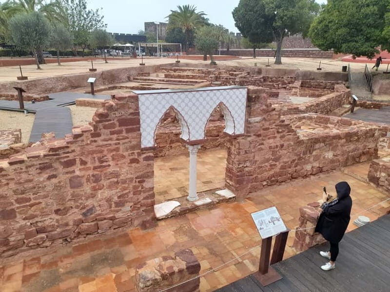 Private Tour To Silves Castle and Monchique - Key Points