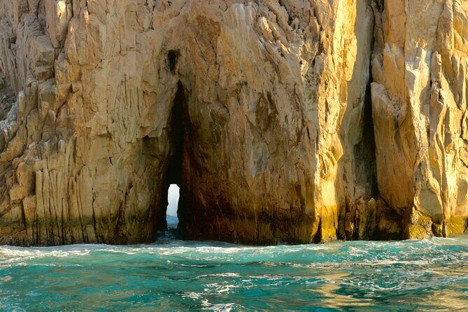 Private Tour to the Arch of Cabo San Lucas by Glass Bottom Boat - FAQs