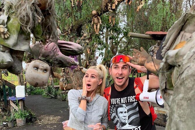 Private tour to the spooky Island of the Dolls in Xochimilco - Discovering the Spooky Charm of the Island of the Dolls in Xochimilco