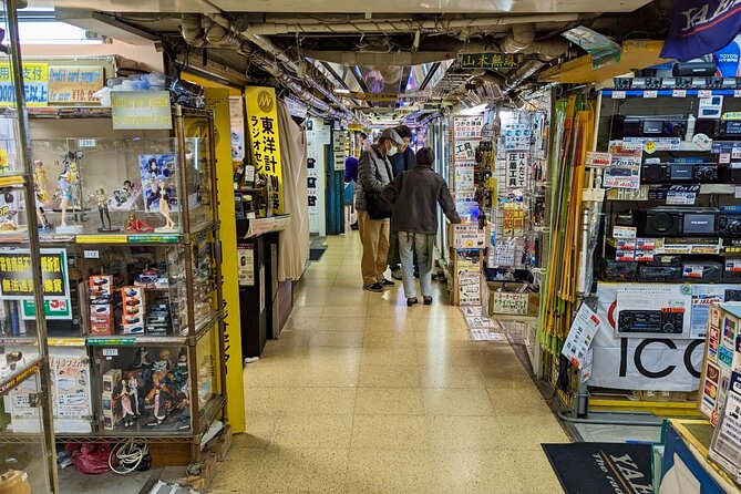 Private Tour Tokyo Otaku Visit Places on Anime and Manga - Manga Cafes and Maid Cafes