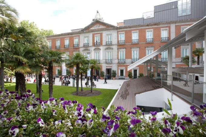 PRIVATE TOUR VIP CITY TOUR ALL OVER MADRID AND PRADO MUSEUM SKIP-THE-LINE TICKETS - Accessibility and Language Options