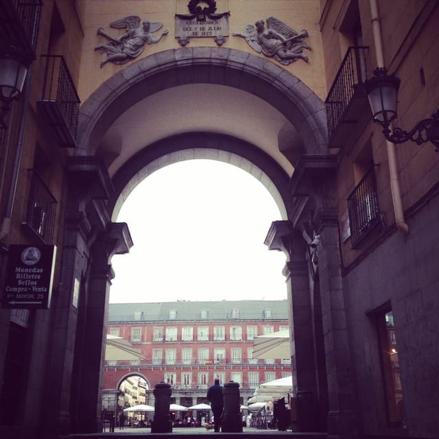 PRIVATE TOUR VIP CITY TOUR ALL OVER MADRID AND PRADO MUSEUM SKIP-THE-LINE TICKETS - Frequently Asked Questions