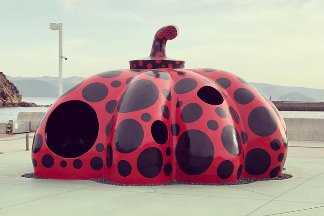 Private Tour: Visit Naoshima Art Island With an Expert - Visiting the Chichu Art Museum