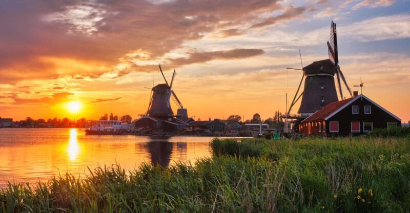 Private Tour Zaanse Schans Windmills, Volendam & Marken - Itinerary Highlights