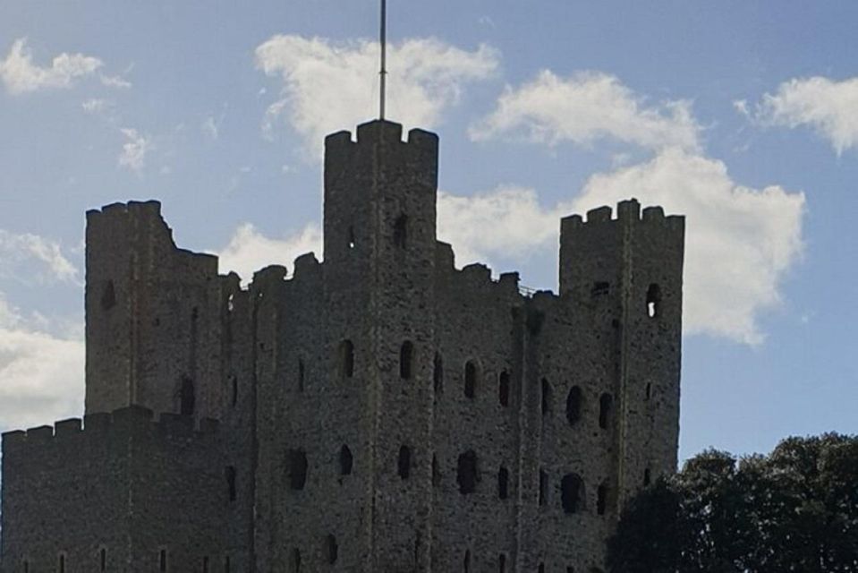 Private Tours to Leeds Castle, Canterbury, White Cliffs - Cost and Group Size Information