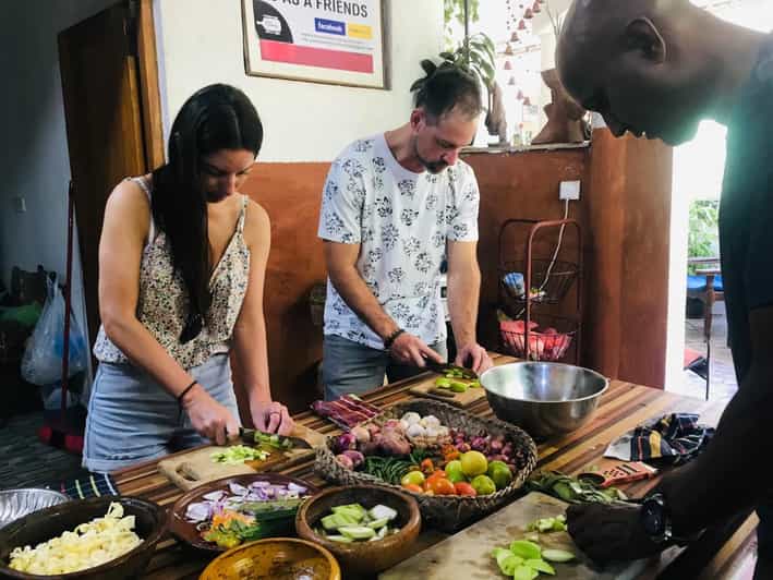 Private Traditional Sri Lankan Cooking Class in Kandy - Cooking Details