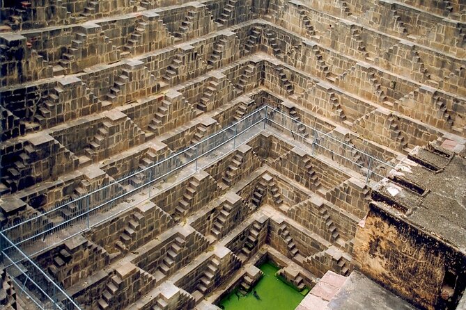 Private Transfer Agra To Jaipur Via Fatehpur Sikri & Chand Baori, Step Well - Accessibility and Participation Details
