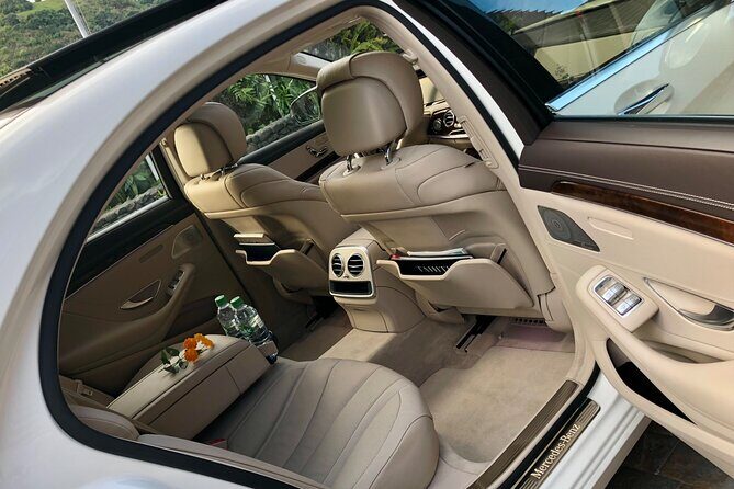 Private transfer Airport, Hotels, Pensions, Ferry, Restaurants - Who Should Consider This Service?