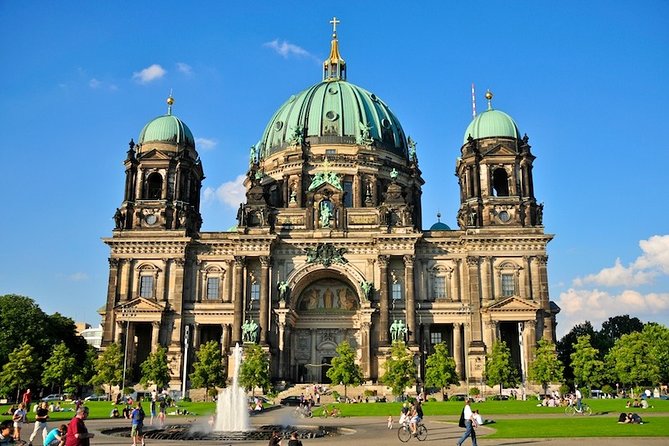 Private Transfer: Berlin to Brandenburg Airport BER in Luxury Car - Streamlined Booking and Confirmation Process