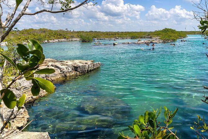 Private Transfer: Cancun Airport CUN to Akumal in SUV - FAQs