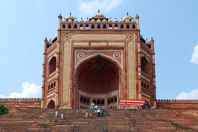 Private Transfer From Agra to Jaipur With Fatehpur Sikri - Key Points