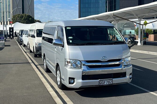 Private Transfer From Auckland Airport To Matakana - Key Points