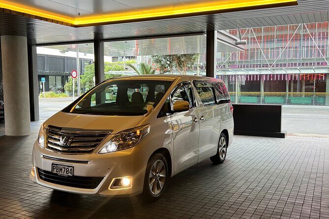Private Transfer From Auckland Airport To Takapuna - Who It’s Best For