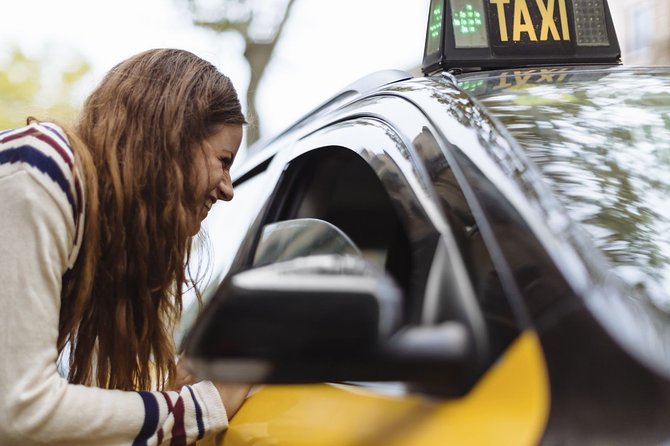 Private Transfer From Barcelona City Centre to Barcelona Sant Train Station - Customer Reviews and Ratings