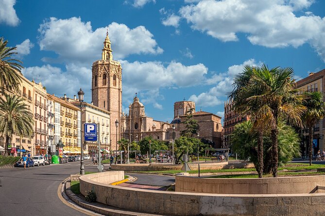 Private Transfer From Barcelona To Valencia With a 2 Hour Stop - Tour Duration and Itinerary