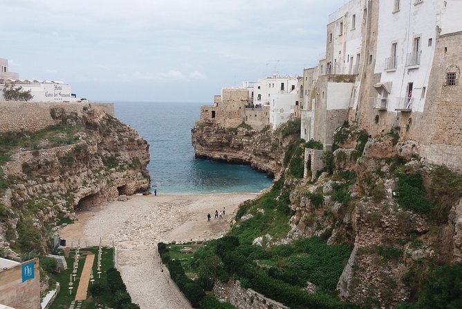 Private Transfer From Bari (Bri) Airport to Selva Di Fasano - Key Points