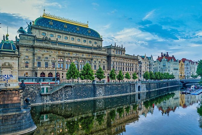 Private Transfer From Berlin to Prague With 4h of Sightseeing - Good To Know