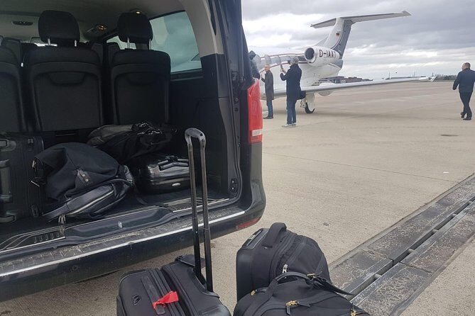 Private Transfer from Brussels to Amsterdam By Luxury car - Summary of the Experience