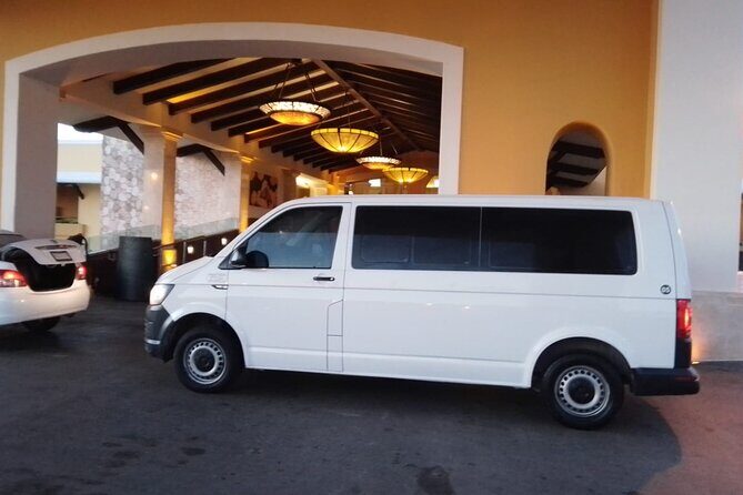 Private Transfer from Cancun Airport to Cancun Hotels 1-7 People - The Real Value of This Service