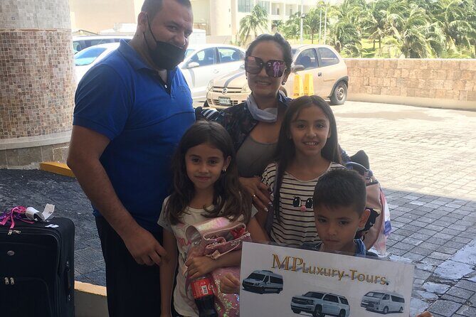 Private Transfer From Cancun Airport to Hotel Zone - Who Should Consider This Service?