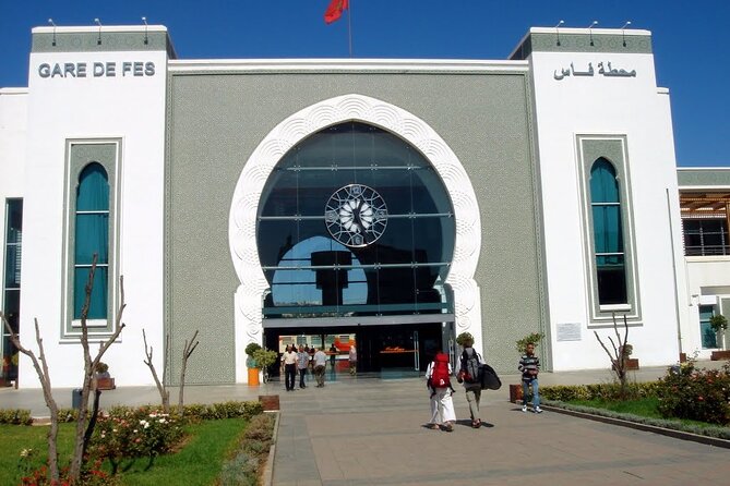 Private Transfer From CTM Bus to Your Hotel in Fez City - Service Features