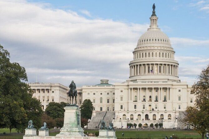 Private Transfer from Dulles Intl Airport to Washington DC - Analyzing the Value