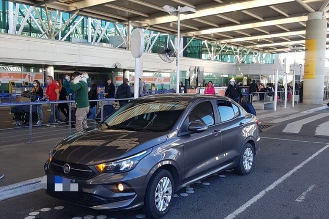 Private Transfer From Ezeiza Airport to Central Hotel and Port - Vehicle Comfort Features