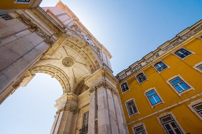Private Transfer From Faro To Lisbon With a 2 Hour Stop - What to Expect During the Itinerary