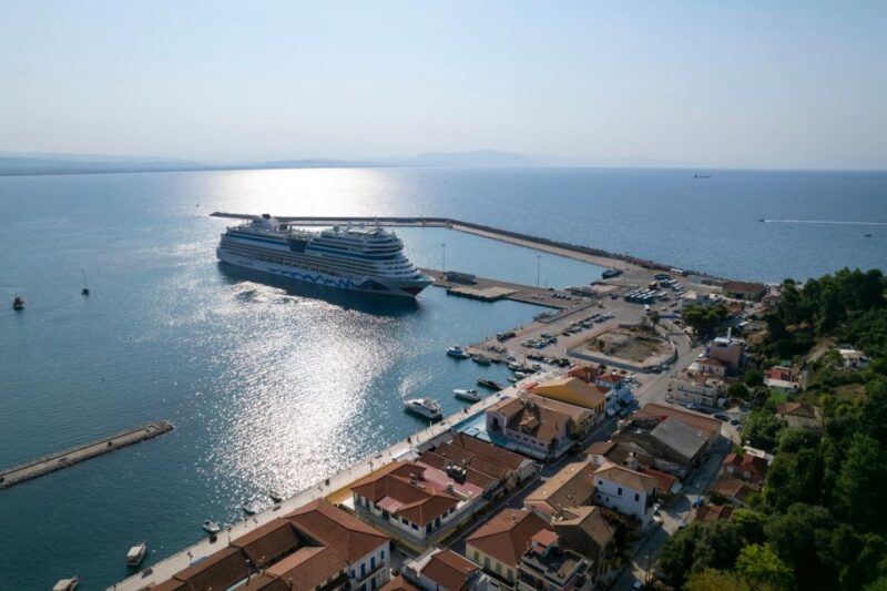 Private Transfer From Kalamata Airport to Katakolo Port - Pickup and Meeting Process