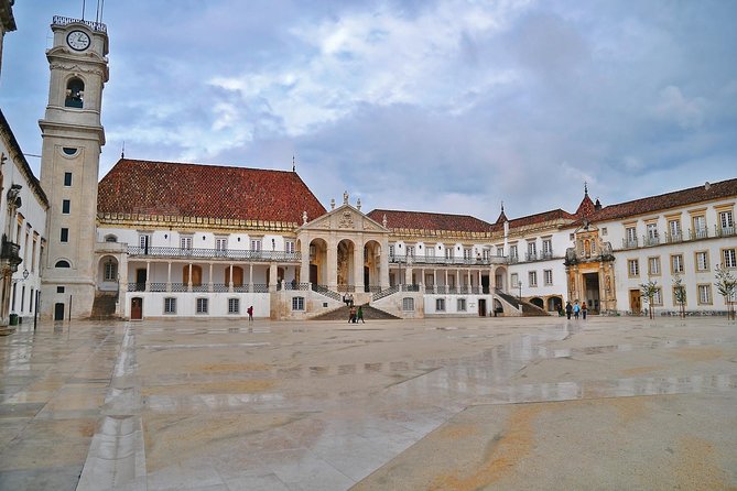 Private Transfer From Lisbon to Porto With Visit From Fatima and Coimbra - Arriving in Porto