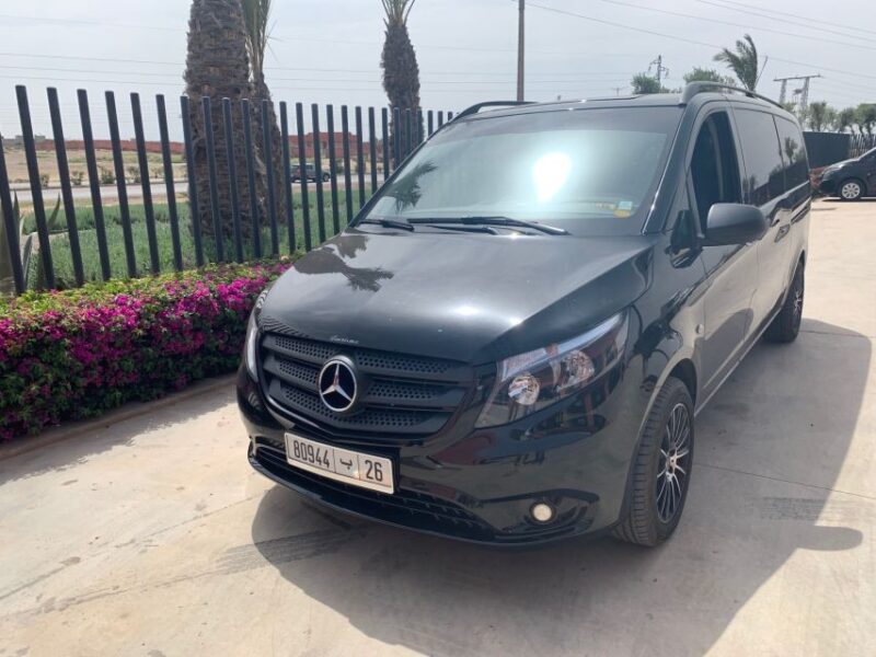 Private Transfer From Marrakech To Casablanca Airport - Vehicle and Amenities