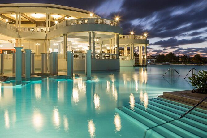 Private Transfer from MBJ Airport to Grand Palladium Hotel - Seamless Arrival Experience at Montego Bay Airport