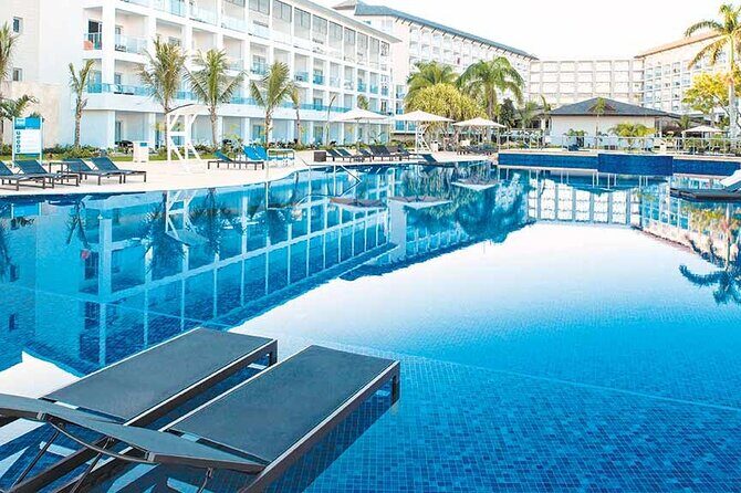 Private Transfer from Montego Bay Airport to Falmouth Hotels - Why Choose a Private Transfer from Montego Bay Airport to Falmouth?