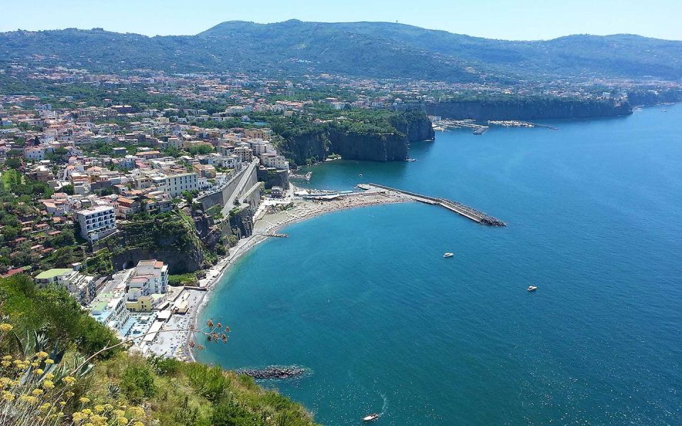 Private Transfer From Naples to Sorrento+Pompei - Duration and Stops