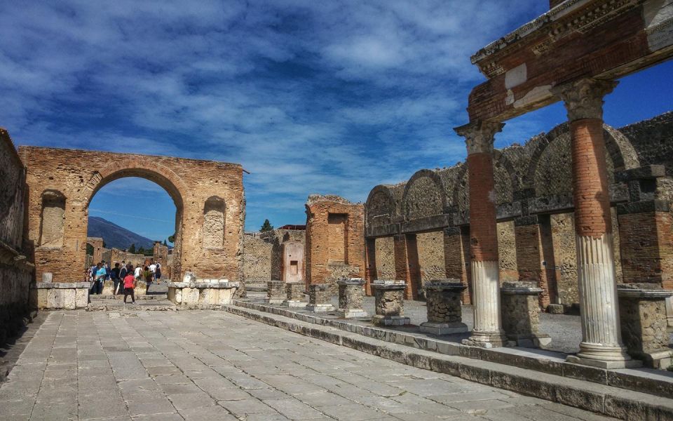 Private Transfer From Naples to Sorrento+Pompei - Pricing Information