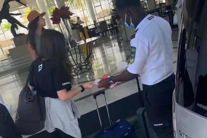 Private Transfer From or To Airport to Bahia Principe - The Value of the Experience