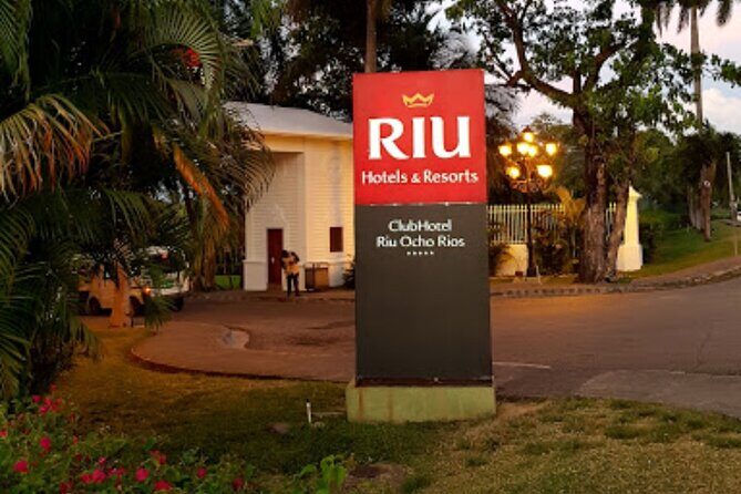 Private Transfer From or To Airport to Rui Ochi Rios - Key Points