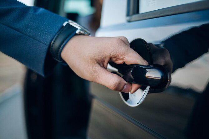 Private Transfer from or to Toronto Airport to or from Hotel - Pricing & Value