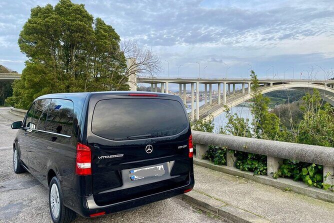 Private transfer from Porto to Braga or Guimarães - An In-Depth Look at the Experience