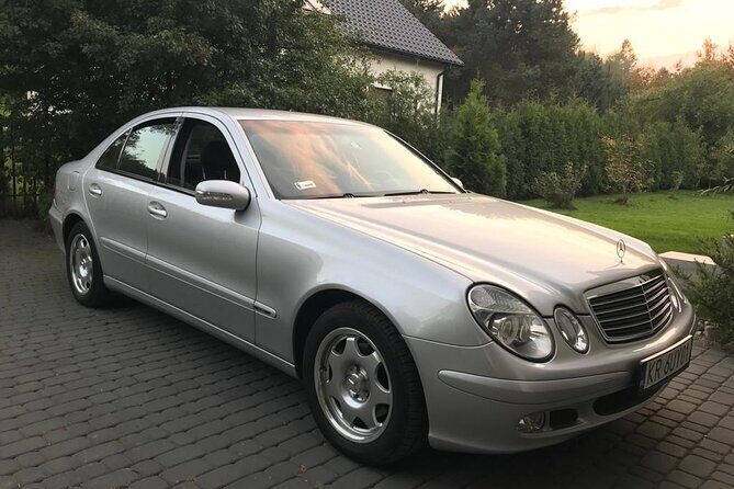 Private Transfer from Prague to Krakow - Key Points