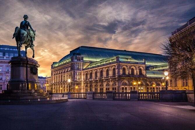 Private Transfer from Prague to Vienna with Stop in Cesky Krumlov - FAQs
